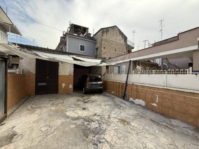 Casa indipendente in vendita a Brusciano NA