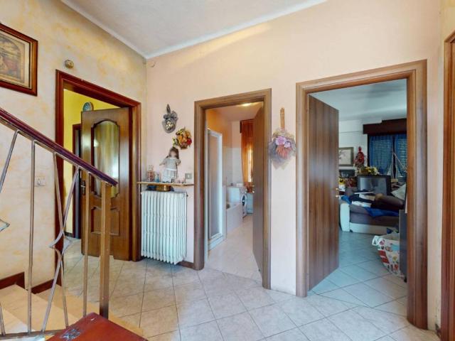Casa indipendente in vendita a Bra CN