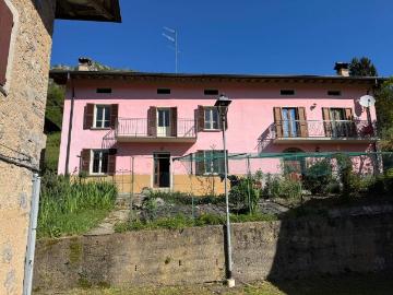 Casa indipendente in vendita a Bracca BG