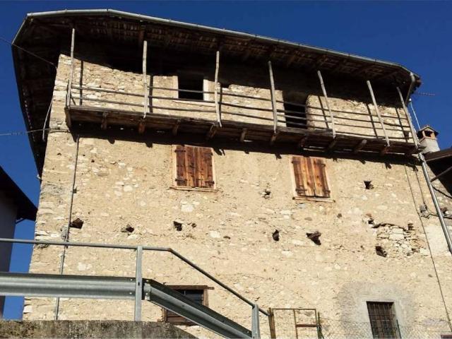 Casa indipendente in vendita a Brentonico TN