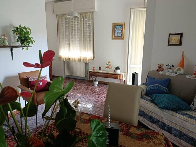 Casa indipendente in vendita a Brescello RE
