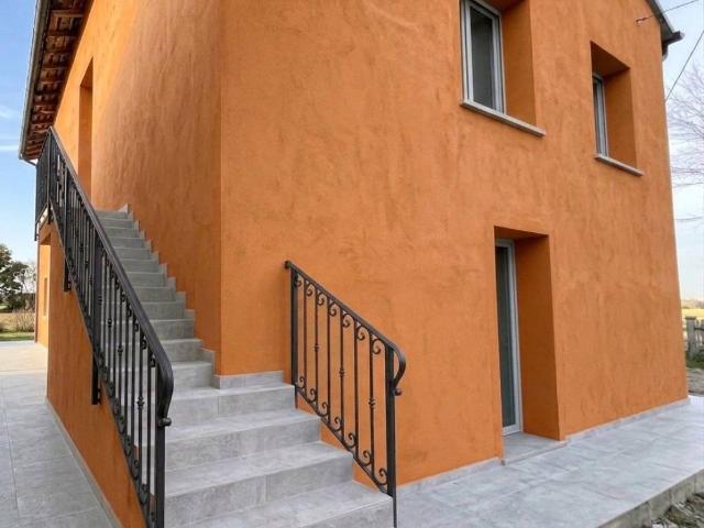 Casa indipendente in vendita a Brescello RE