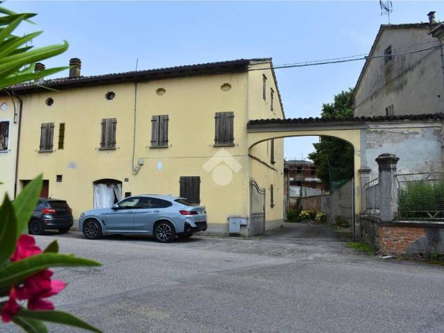 Casa indipendente in vendita a Brescello RE