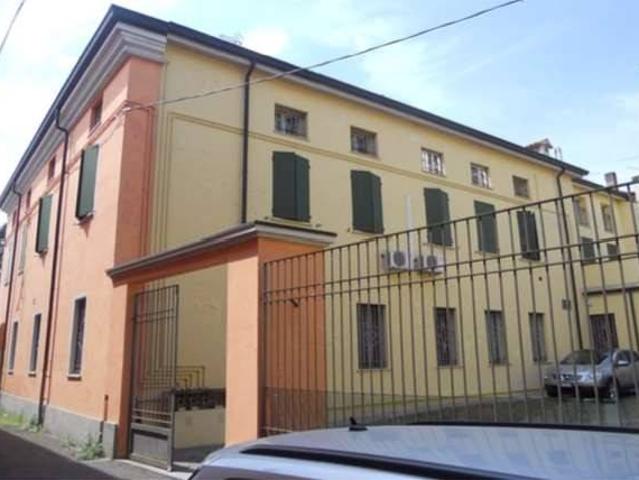 Palazzo / Stabile in vendita a Brescello RE