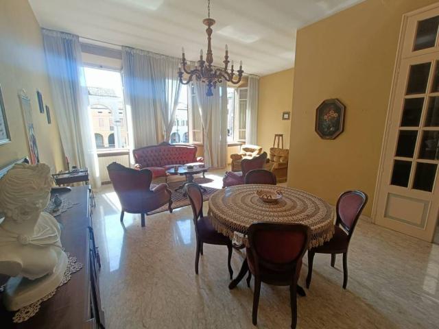 Casa indipendente in vendita a Brescello RE