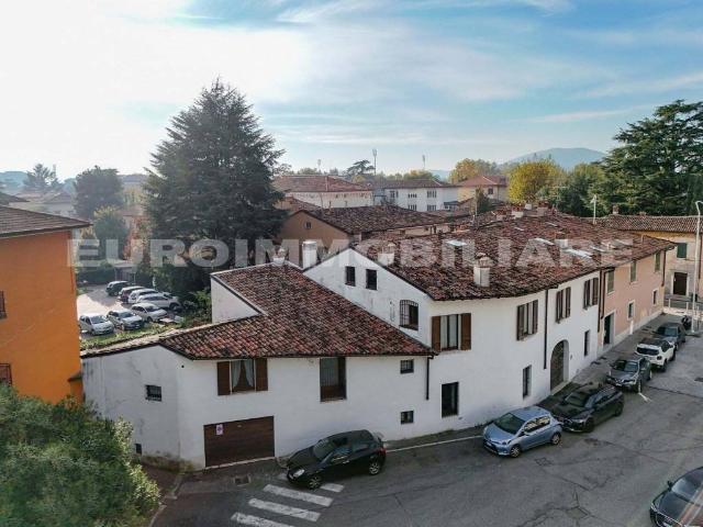 Casa indipendente in vendita a Brescia BS
