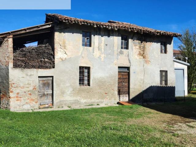 Casa indipendente in vendita a Bressana Bottarone PV