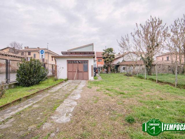 Casa indipendente in vendita a Bressana Bottarone PV