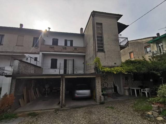 Casa indipendente in vendita a Bressana Bottarone PV