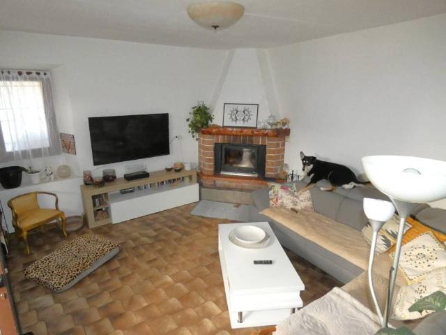 Casa indipendente in vendita a Brezzo di Bedero VA