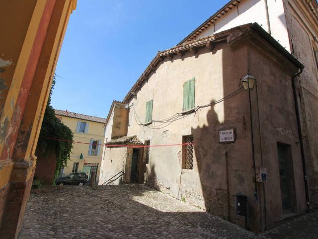 Casa indipendente in vendita a Brisighella RA