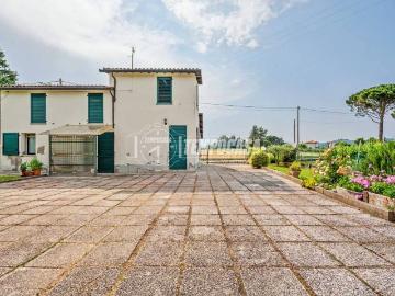 Casa indipendente in vendita a Brisighella RA