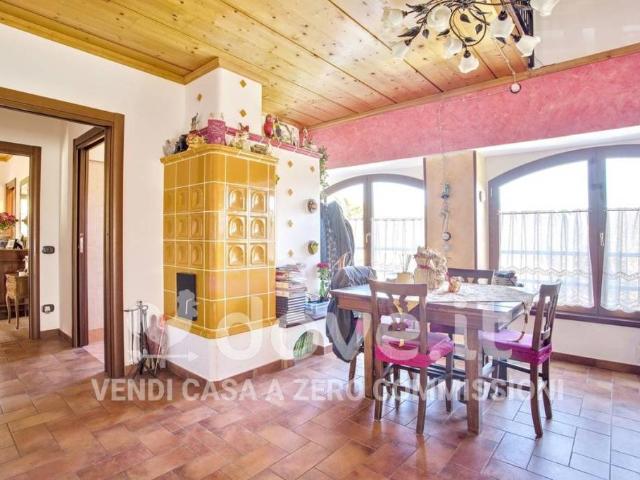 Casa indipendente in vendita a Brissago Valtravaglia via Giorgetti, 29