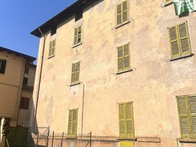Casa indipendente in vendita a Brivio LC