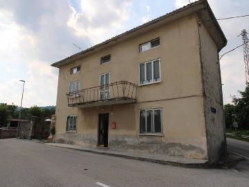 Casa indipendente in vendita a Brogliano VI