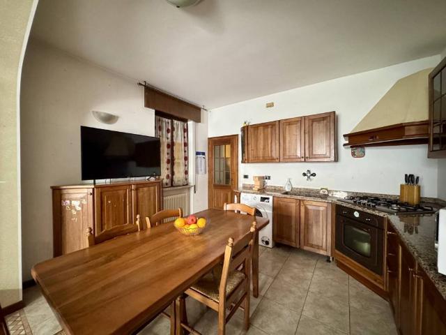 Casa indipendente in vendita a Brogliano VI