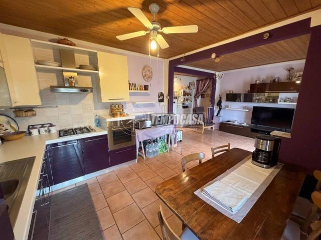 Casa indipendente in vendita a Broni PV