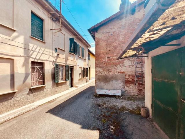 Casa indipendente in vendita a Broni PV