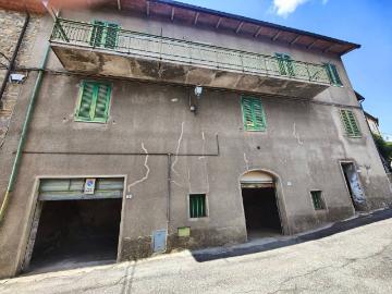 Casa indipendente in vendita a Bucine AR