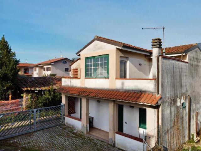 Casa indipendente in vendita a Buggiano PT