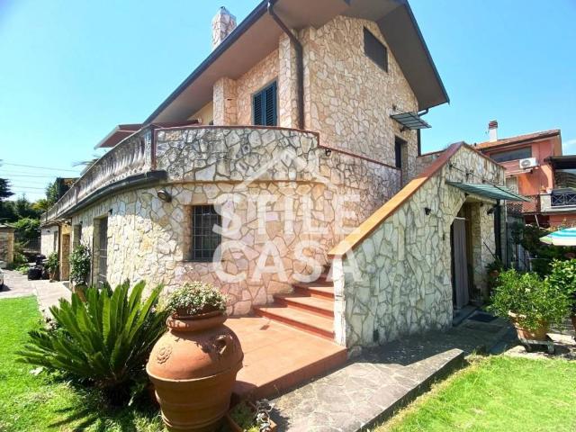 Casa indipendente in vendita a Buggiano PT