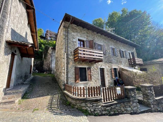 Casa indipendente in vendita a Buglio in Monte SO