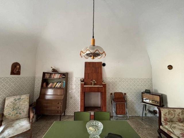 Casa indipendente in vendita a Bugnara AQ
