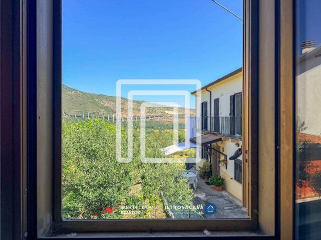 Casa indipendente in vendita a Bugnara AQ