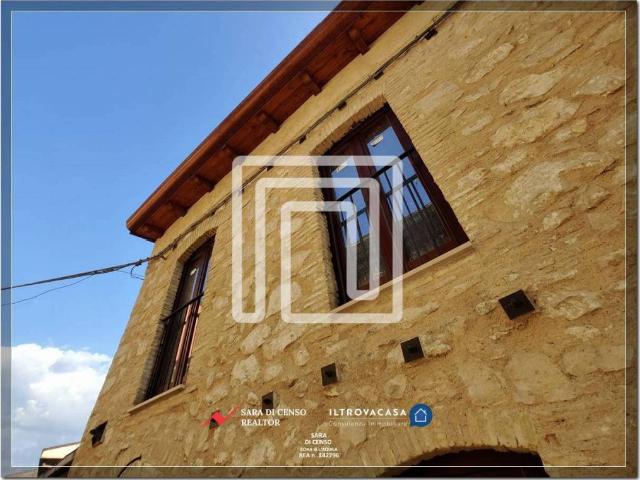 Casa indipendente in vendita a Bugnara AQ