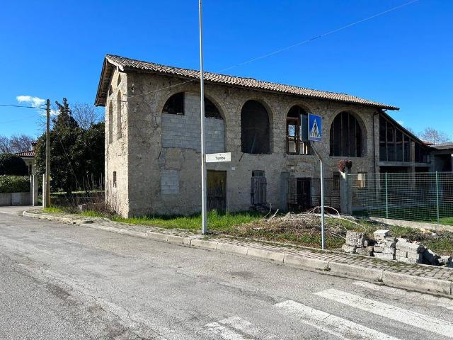 Casa indipendente in vendita a Buja UD
