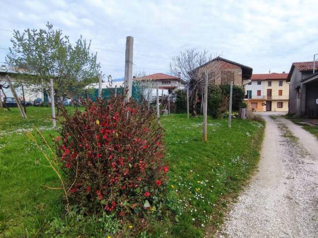 Casa indipendente in vendita a Buja UD