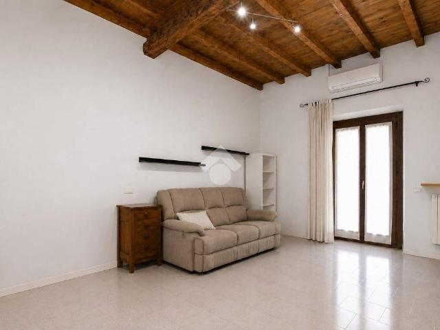 Casa indipendente in vendita a Bulciago LC
