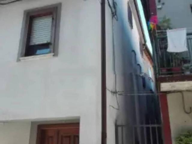 Casa indipendente in vendita a Buonabitacolo SA