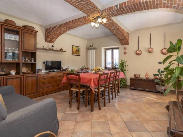 Casa indipendente in vendita a Busca CN