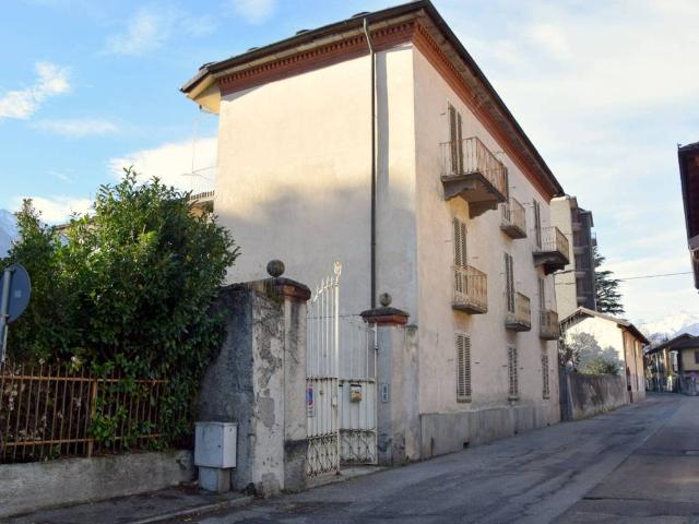 Casa indipendente in vendita a Bussoleno TO