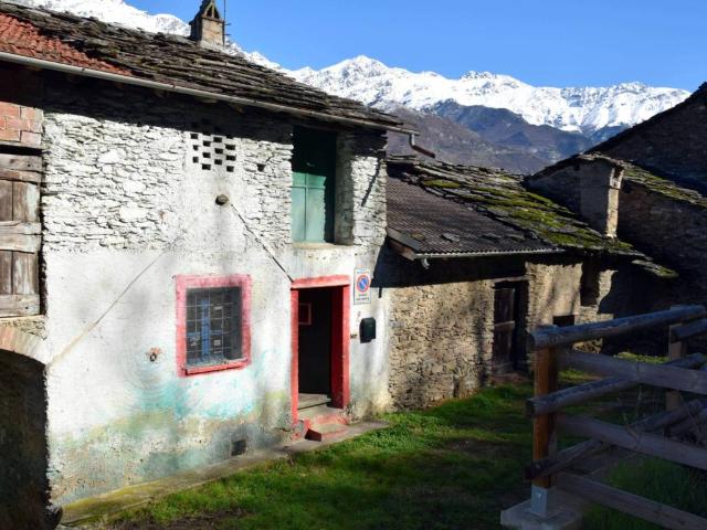 Casa indipendente in vendita a Bussoleno TO