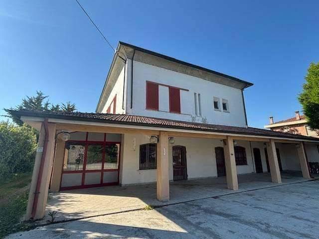 Casa indipendente in vendita a Busseto PR