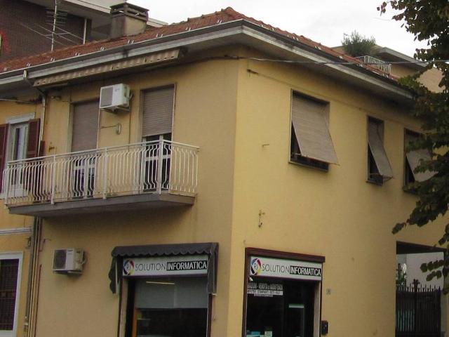 Casa indipendente in vendita a Busto Arsizio VA
