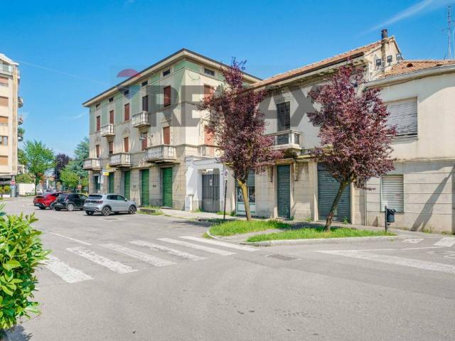 Casa indipendente in vendita a Busto Arsizio VA
