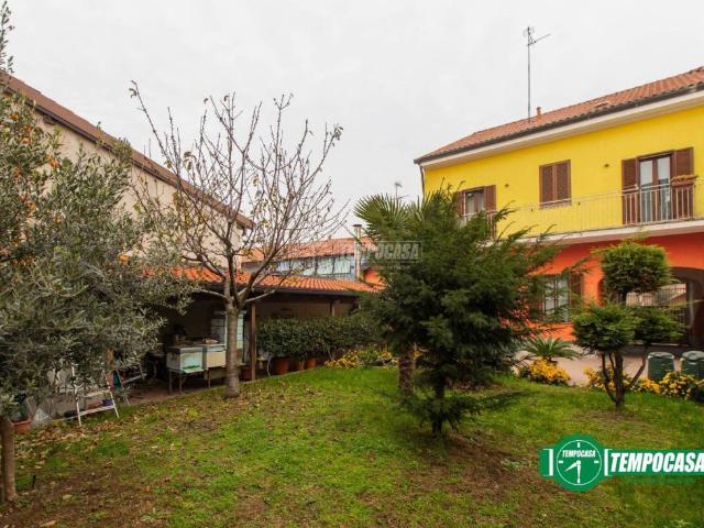 Casa indipendente in vendita a Busto Arsizio VA