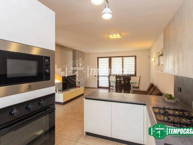 Casa indipendente in vendita a Busto Arsizio VA