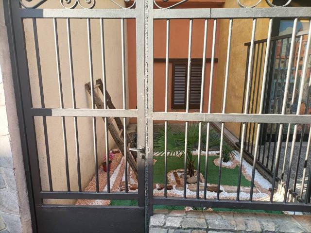 Casa indipendente in vendita a Busto Garolfo MI