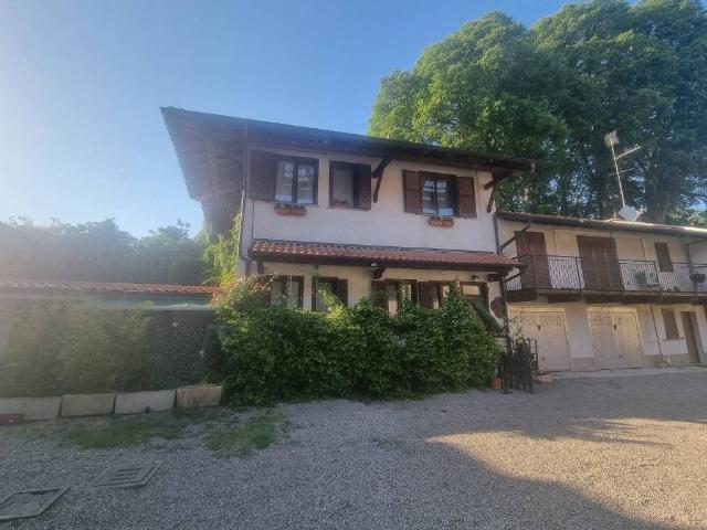 Casa indipendente in vendita a Busto Garolfo MI