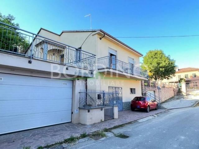 Casa indipendente in vendita a Govone CN