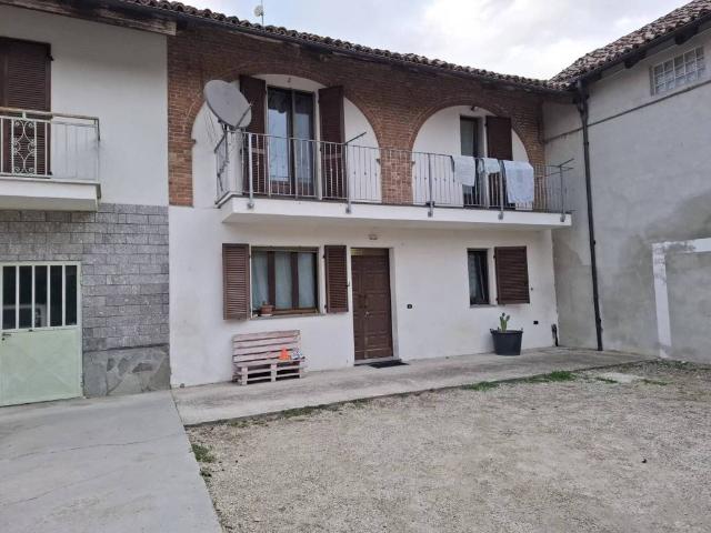 Casa indipendente in vendita a Govone CN