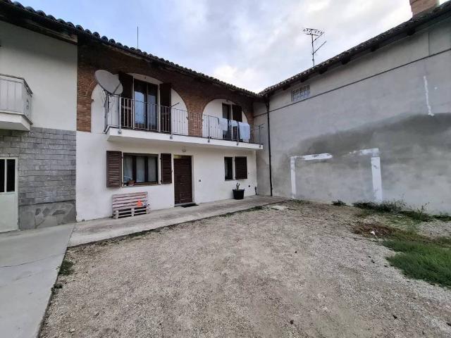 Casa indipendente in vendita a Govone CN