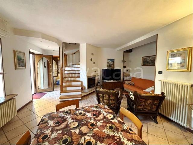Casa indipendente in vendita a Gozzano via Baraggiola, 1