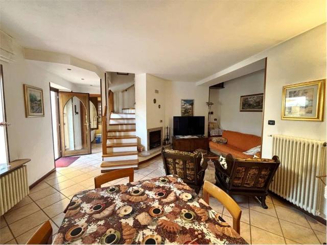 Casa indipendente in vendita a Gozzano NO