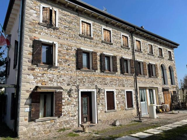 Casa indipendente in vendita a Godega di Sant'Urbano TV