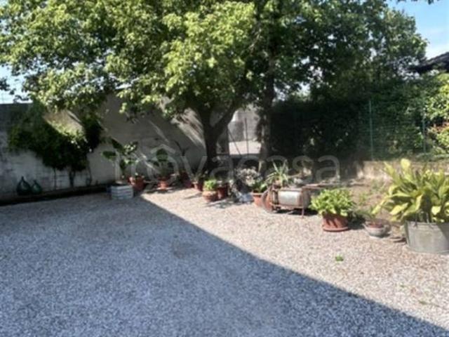Casa indipendente in vendita a Goito via Cerri, Cerlongo